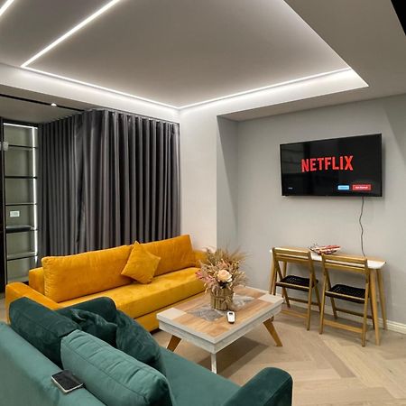 Luxury One Bedroom Apartment Tirana Extérieur photo