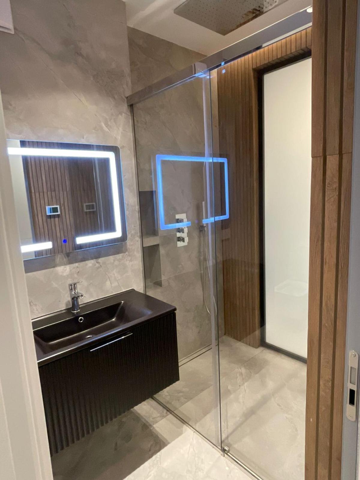 Luxury One Bedroom Apartment Tirana Extérieur photo